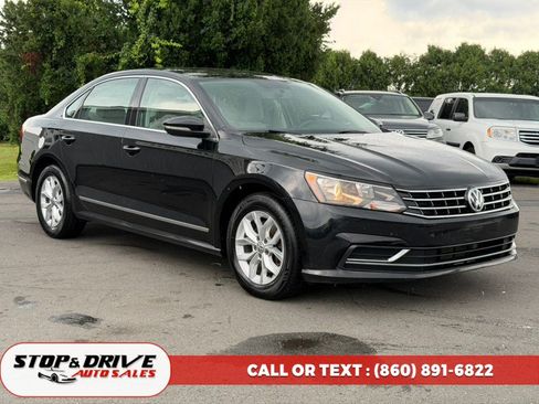 Used 2016 Volkswagen Passat 1.8T S FWD image 3
