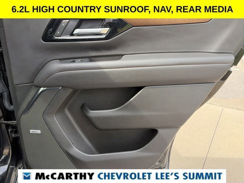 Used 2025 Chevrolet Tahoe High Country AWD/4WD image 38