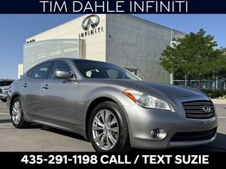 Used 2012 INFINITI M35 w/ Premium Pkg image 1