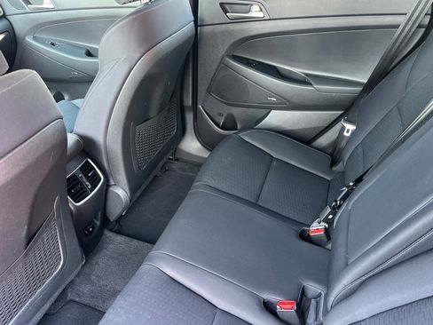 Used 2019 Hyundai Tucson Sport image 15