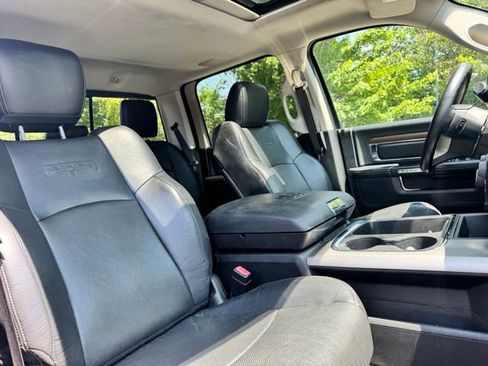 Used 2016 RAM 2500 Laramie AWD/4WD image 30