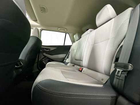 Certified 2025 Subaru Outback Premium w/ Popular Package #1A image 23