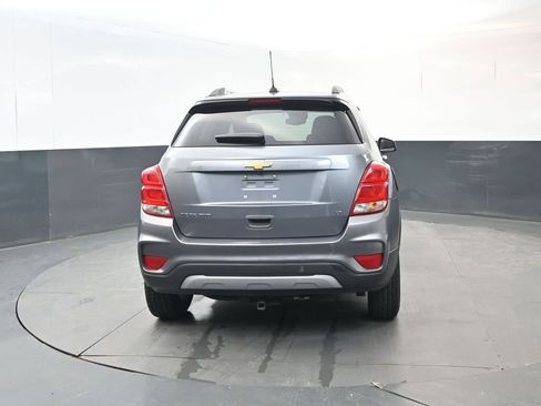 Used 2019 Chevrolet Trax LT w/ LT Convenience Package image 4