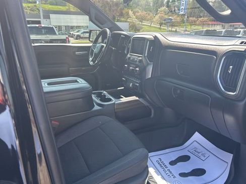 Used 2019 Chevrolet Silverado 1500 LT Trail Boss image 18