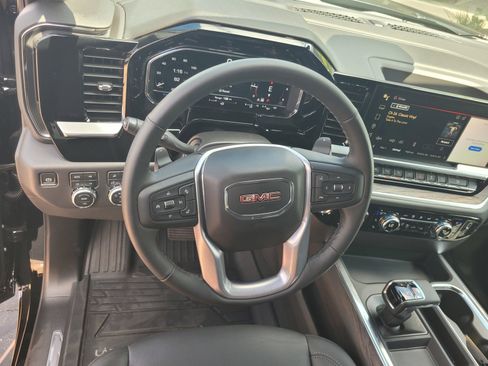 Used 2025 GMC Sierra 1500 SLT w/ SLT Premium Plus Package AWD/4WD image 27