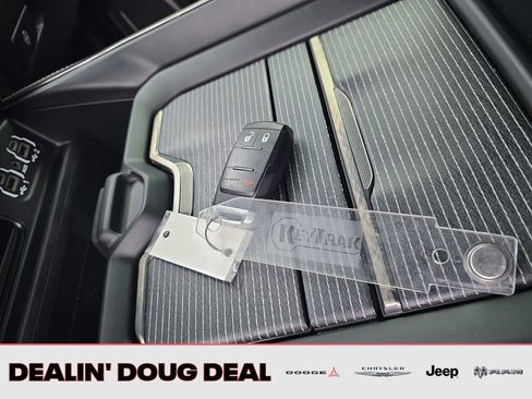 Used 2020 RAM 2500 Limited AWD/4WD image 30