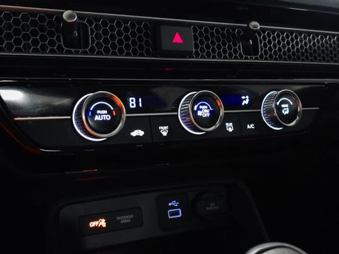 Certified 2024 Honda Civic Sport image 30