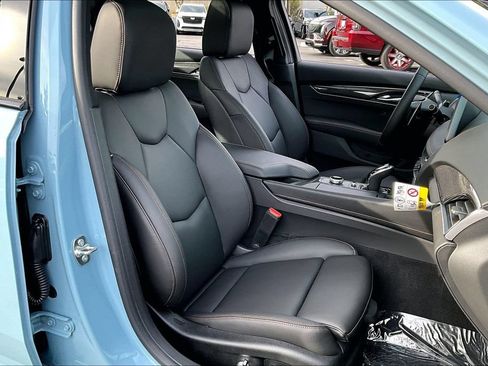 New 2026 Cadillac CT5 V RWD image 35