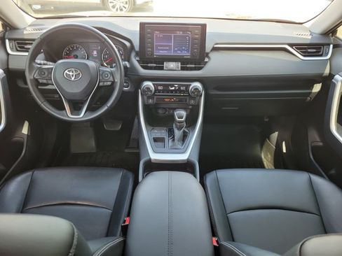 Used 2021 Toyota RAV4 XLE Premium FWD image 11