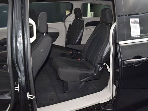 Used 2023 Chrysler Voyager LX FWD image 37
