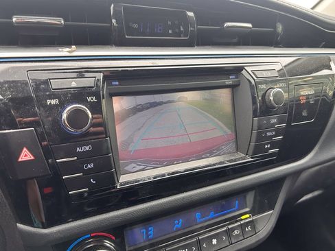 Used 2014 Toyota Corolla S FWD image 21