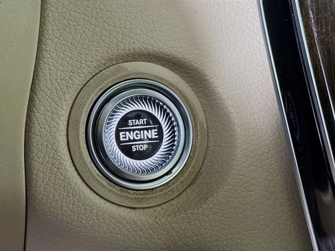 Used 2021 Mercedes-Benz C 300 Sedan image 21