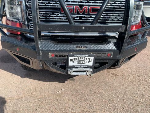 Used 2020 GMC Sierra 2500 Denali w/ Denali Ultimate Package AWD/4WD image 35