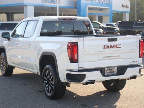 Used 2021 GMC Sierra 1500 AT4 w/ AT4 Value Package AWD/4WD image 5