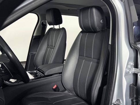 Used 2022 Land Rover Range Rover Velar S AWD/4WD image 20