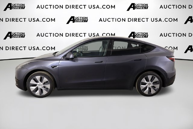 Used 2023 Tesla Model Y 2WD image 5