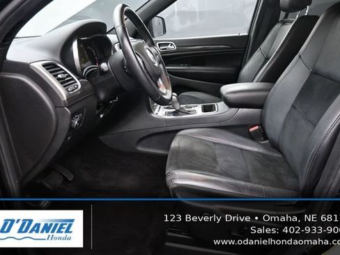 Used 2018 Jeep Grand Cherokee Altitude AWD/4WD image 25