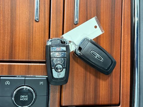 Used 2024 Lincoln Navigator Reserve w/ Equipment Group 201A AWD/4WD image 47