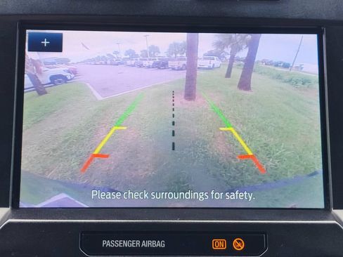 Used 2022 Ford F250 XLT w/ XLT Premium Package AWD/4WD image 25