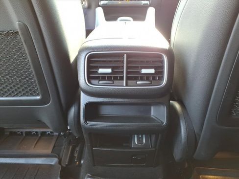 Used 2020 Mercedes-Benz GLE 350 4MATIC image 28