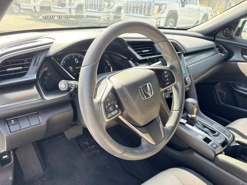 Used 2018 Honda Civic EX image 16