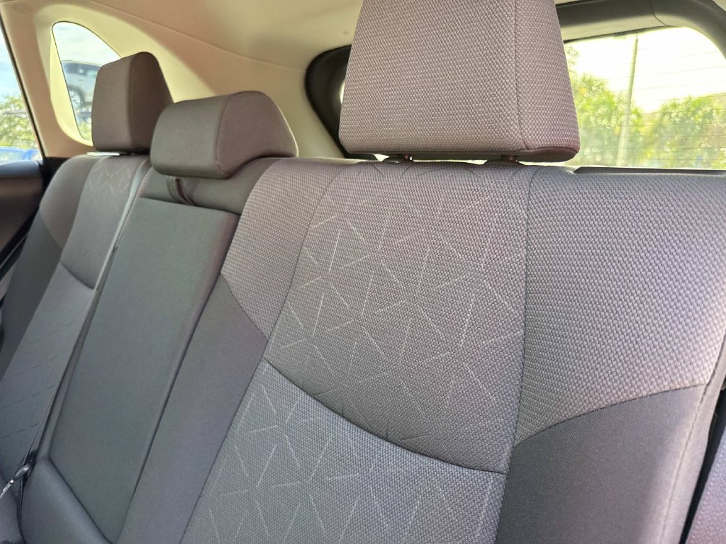 Used 2019 Toyota RAV4 XLE w/ Convenience Package AWD/4WD image 15