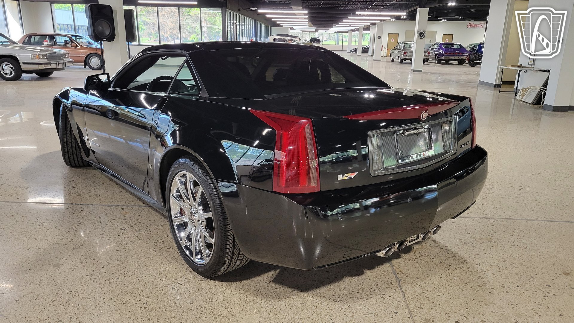 Used 2008 Cadillac XLR V RWD image 29
