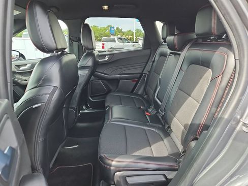 Used 2023 Ford Escape ST-Line FWD image 24