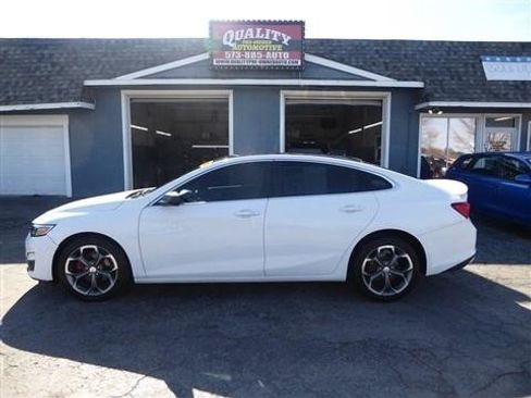 Used 2019 Chevrolet Malibu RS w/ LPO, Convenience Package 1 image 1
