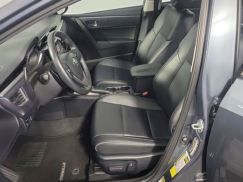 Used 2015 Toyota Corolla S Premium FWD image 18