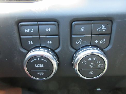 New 2026 GMC Sierra 1500 Denali Ultimate AWD/4WD image 18