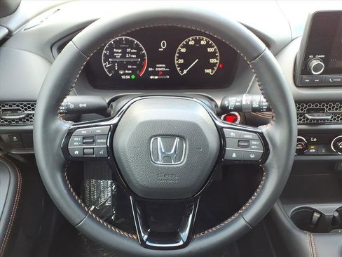 Used 2025 Honda HR-V Sport image 19