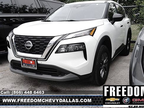 Used 2023 Nissan Rogue S FWD image 4