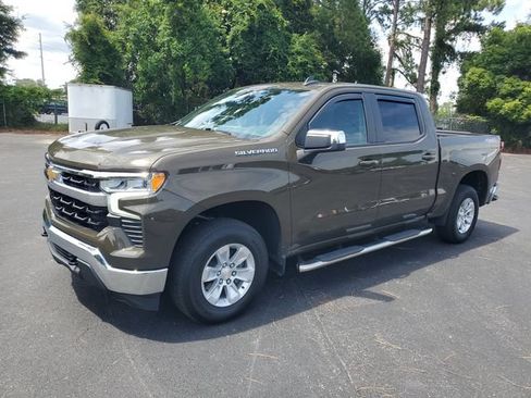 Certified 2024 Chevrolet Silverado 1500 LT AWD/4WD image 3