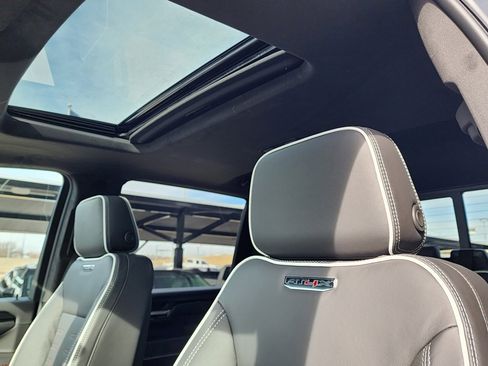 New 2026 GMC Sierra 2500 AT4X w/ LPO, Black Badging Package image 19