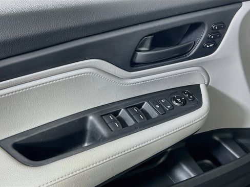 Used 2019 Honda Odyssey EX-L image 18