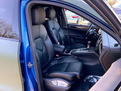 Used 2015 Porsche Macan S image 7