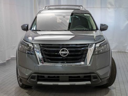New 2025 Nissan Pathfinder Platinum w/ Lighting Package (N92) image 2