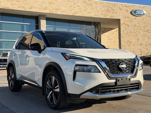 Used 2022 Nissan Rogue Platinum w/ Head-Up Display Package image 19