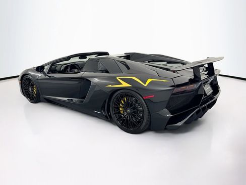 Used 2017 Lamborghini Aventador LP 750-4 Superveloce AWD/4WD image 7