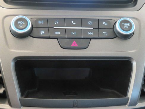 Used 2020 Ford Transit Connect XL image 42