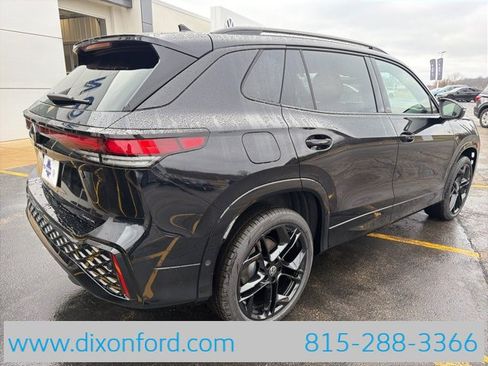 New 2026 Volkswagen Tiguan SE R-Line image 7