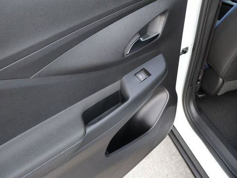 New 2026 Buick Envista Sport Touring image 10