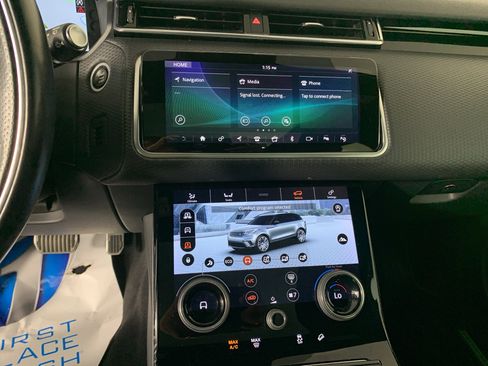 Used 2019 Land Rover Range Rover Velar R-Dynamic SE AWD/4WD image 23