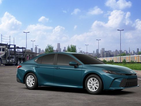 New 2026 Toyota Camry LE FWD image 14