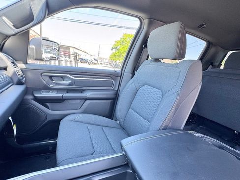 New 2026 RAM 1500 4x4 Crew Cab image 15