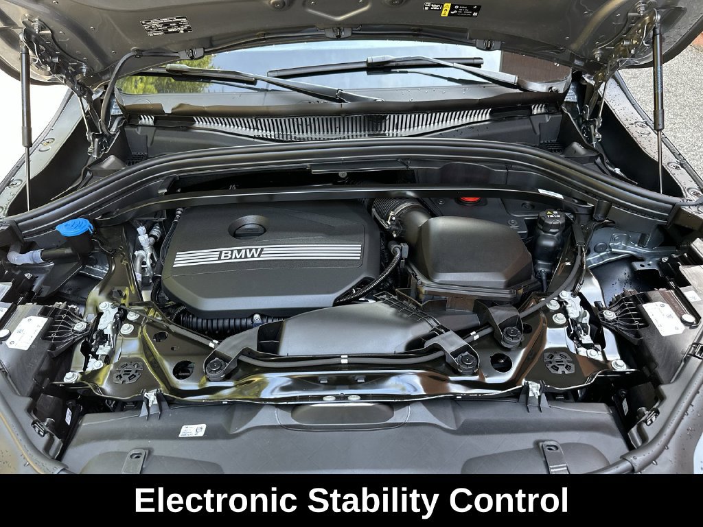 Used 2026 BMW X2 xDrive28i w/ Technology Package AWD/4WD image 29