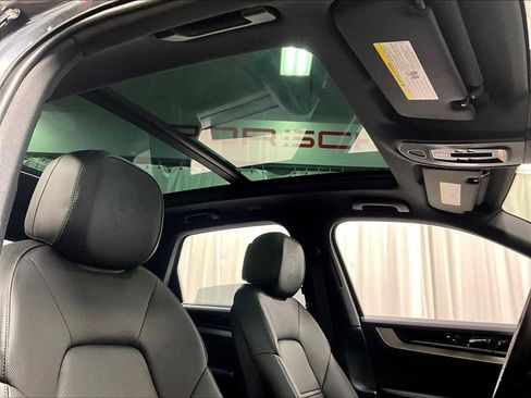 New 2026 Porsche Cayenne E-Hybrid AWD/4WD image 26