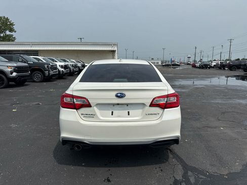 Used 2019 Subaru Legacy 2.5i Premium AWD/4WD image 4