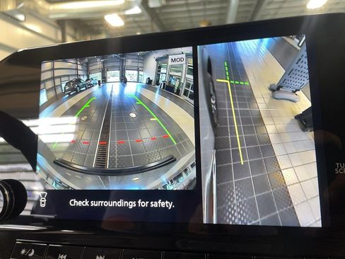 Used 2023 Nissan Rogue SL w/ SL Premium Package image 14